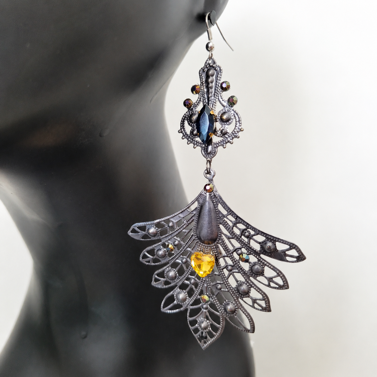 THE ATHENA EARRINGS VIVEKA GREN