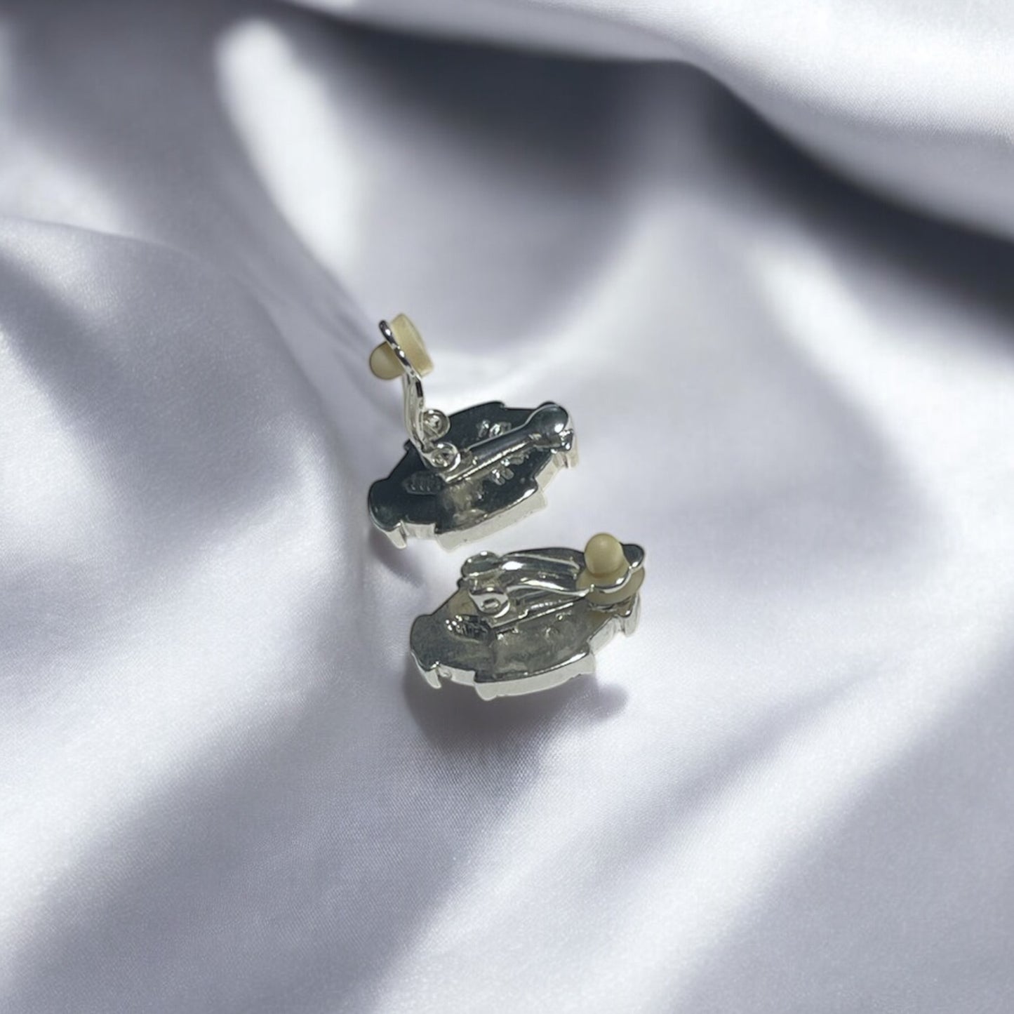 Örhängen från Ioaku