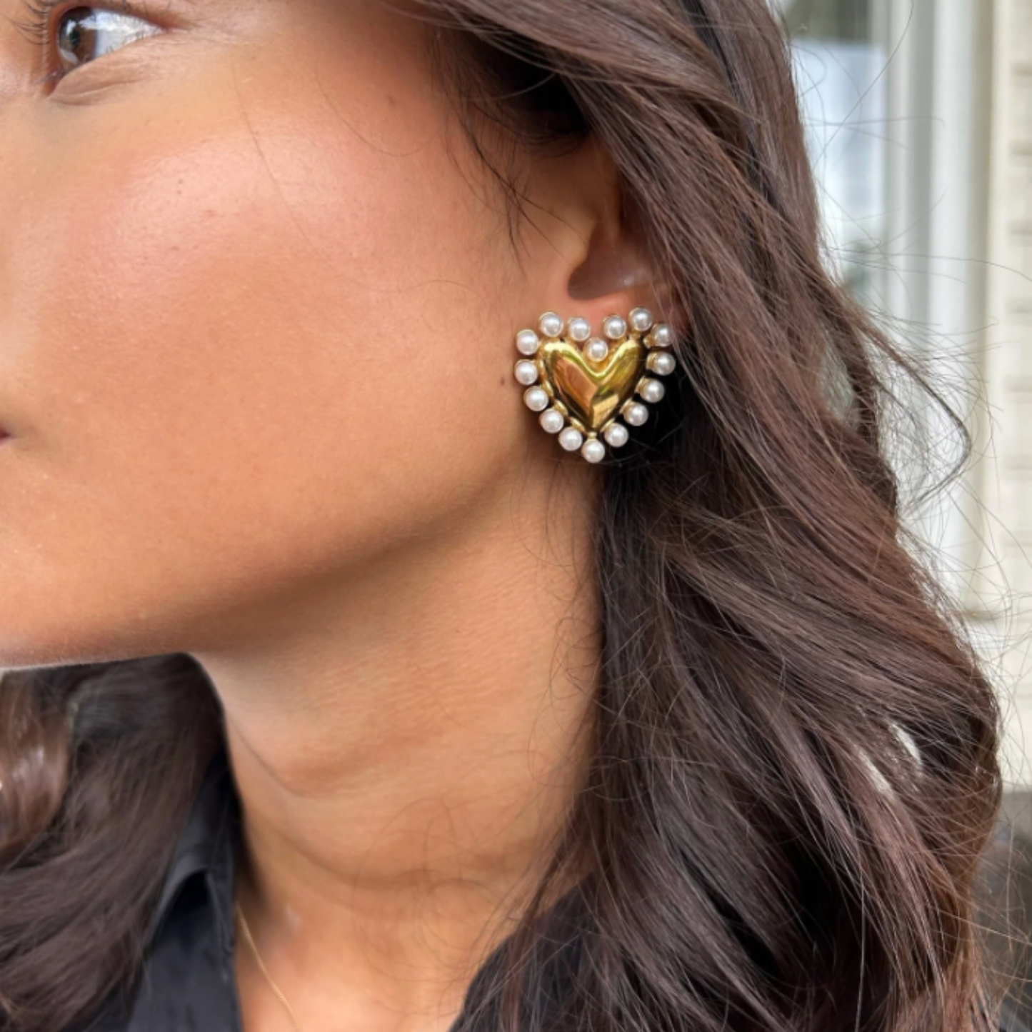PEARLY HEART EARRINGS BY KROHNSTAD