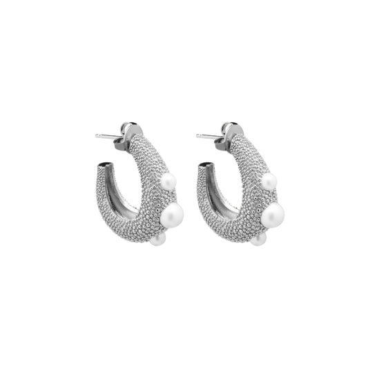 Pearl bubble earring